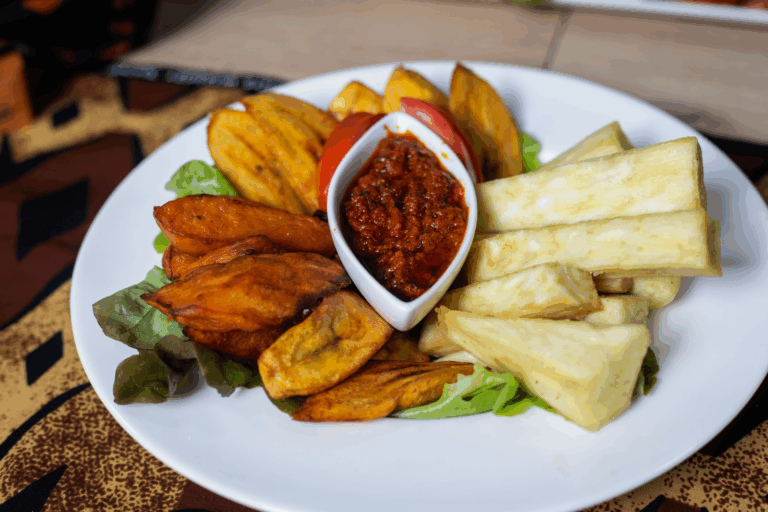 Chez Damela Restaurant, nous offrions une cuisine africaine authentique riche en saveurs traditionnelles, ainsi que des mets européens revisités avec créativité. Chaque plat est conçu pour offrir un vrai voyage culinaire — mêlant traditions, ingrédients frais, viandes suisses, poissons de qualité et épices sélectionnées. damela.ch